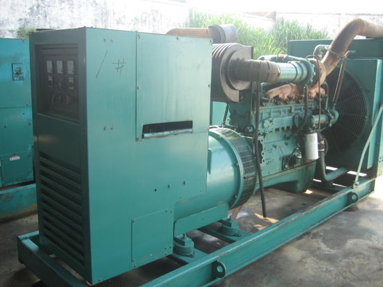 三穗租赁发电机- 发电机碳刷磨损的原因是什么