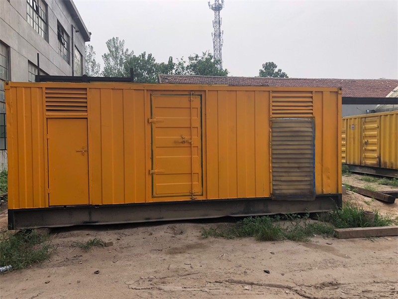 三穗柴油发电机如何判断新机油是否已经完全充满机油滤清器？