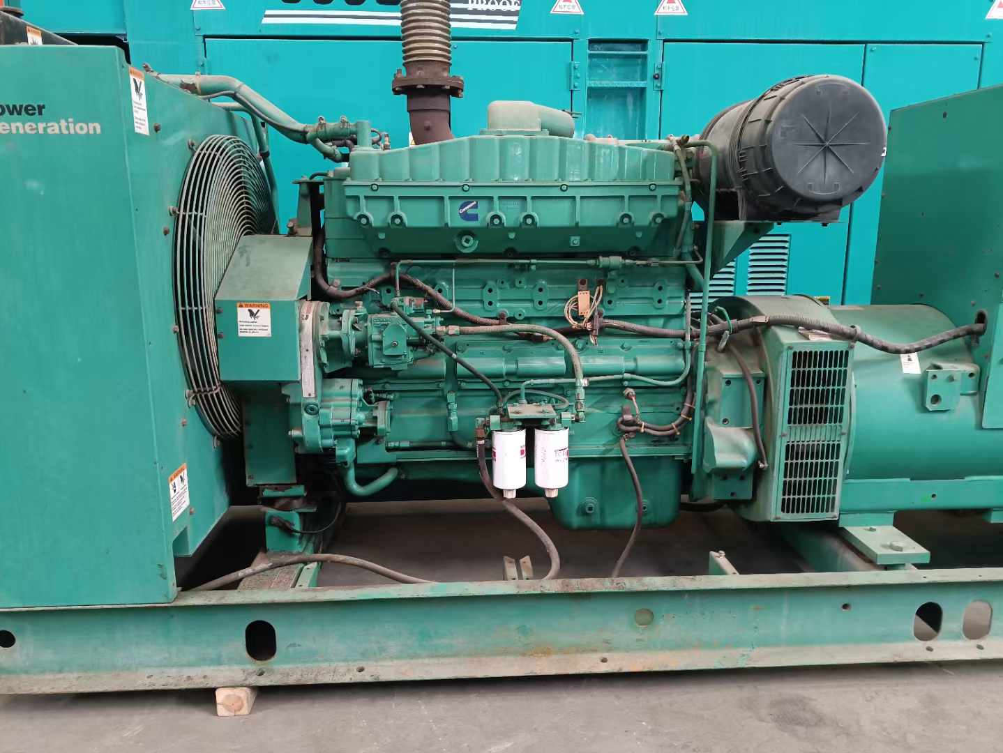 三穗过载会对 600kW 柴油发电机组造成哪些损害？