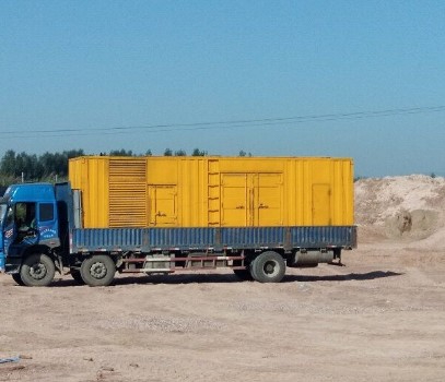 三穗发电机出租如何判断柴油发电机冷却液是否需要更换？