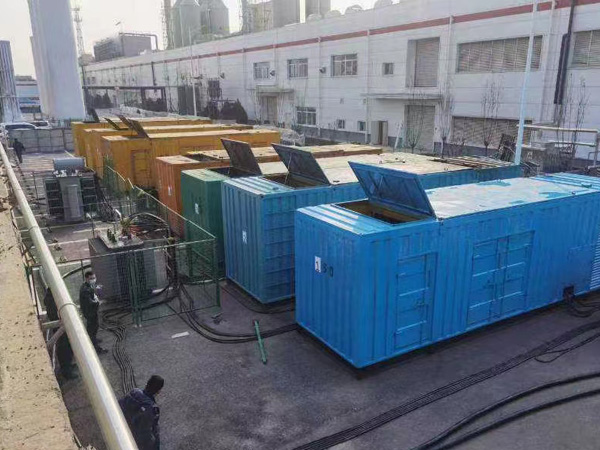 三穗380V和690V电压的电缆线相同吗？