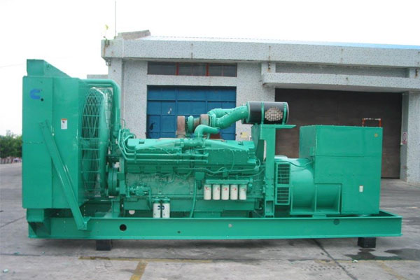 三穗工厂发电机应急发电时如何更准确地检查发电机状态？