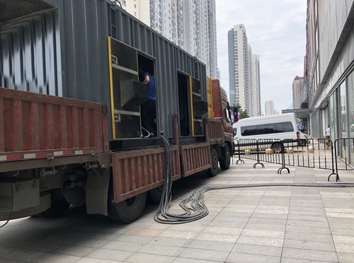 三穗冷却液不足的情况下如何检查柴油发电机组？