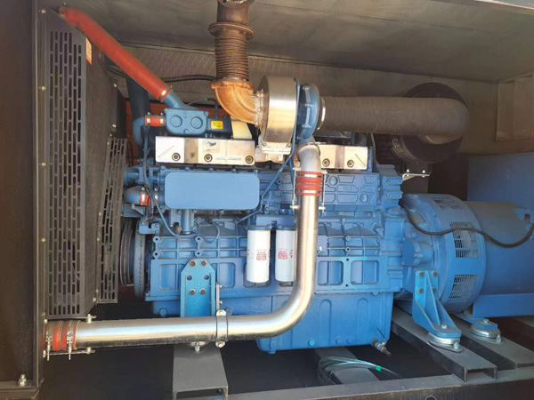 三穗燃油消耗率与进气温度的具体关系是什么？