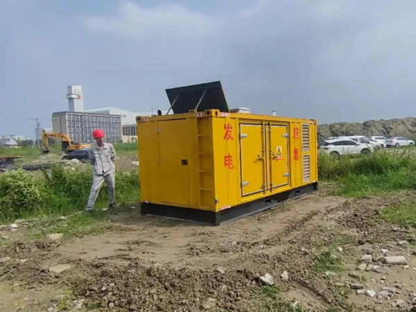 三穗冬季低温环境下，发电机组启动电瓶的容量需求是否会增加？