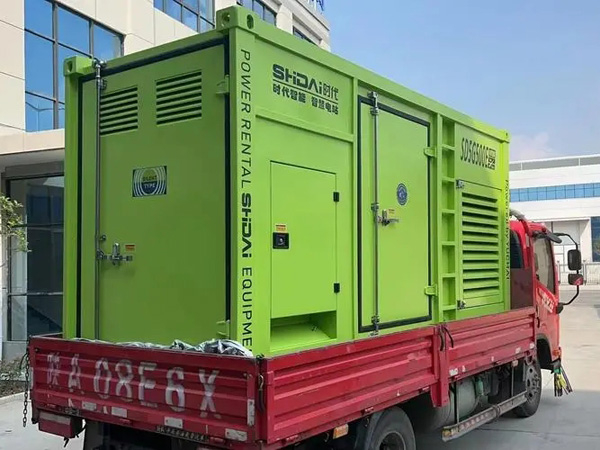 三穗更换水冷式机油散热器的密封件时，如何选择合适的密封胶？