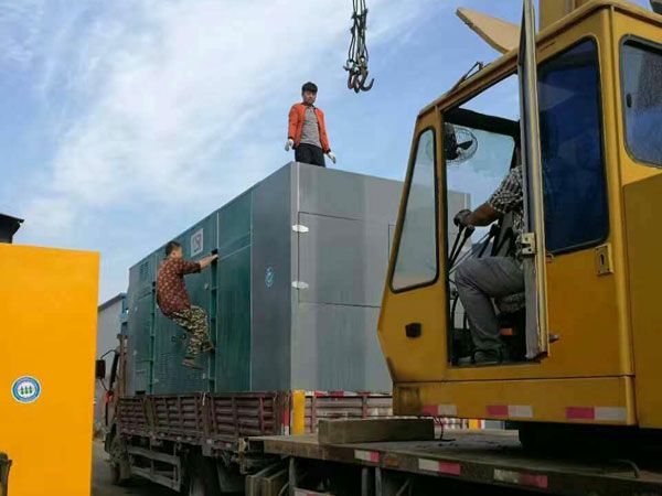 三穗更换水冷式机油散热器密封件的操作流程是怎样的？